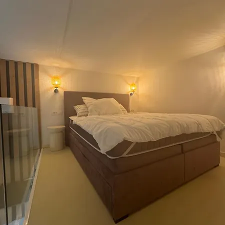 Ledana Boutique Zára
