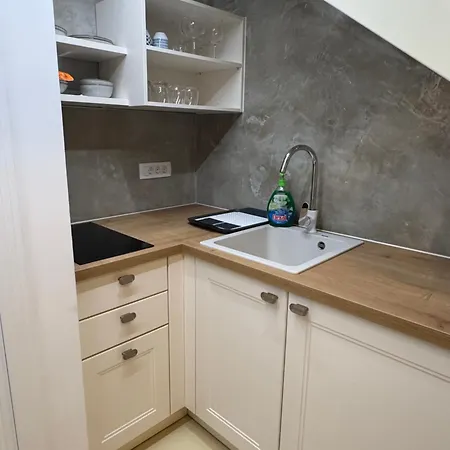 Ledana Boutique Apartman Zára